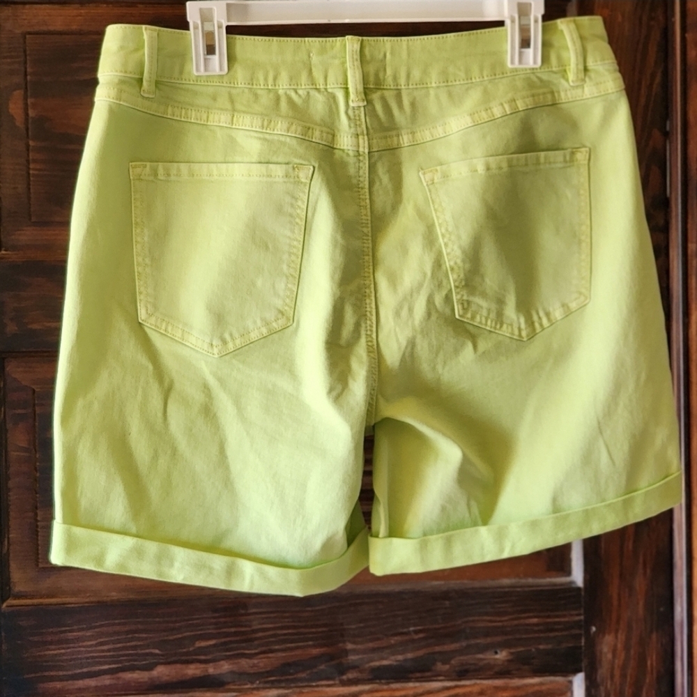 CHARLIE B $98 Keylime Bermuda Jean Shorts Roll Up Cuff Size 14 MSRP $98 - Picture 6 of 16